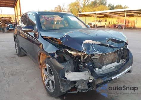 2018 Mercedes-Benz Glc 300 z USA, uszkodzony, nr VIN WDC0G4JB1JV091717